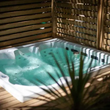 Campsite 4 Etoiles - Piscine - Ccaffbg