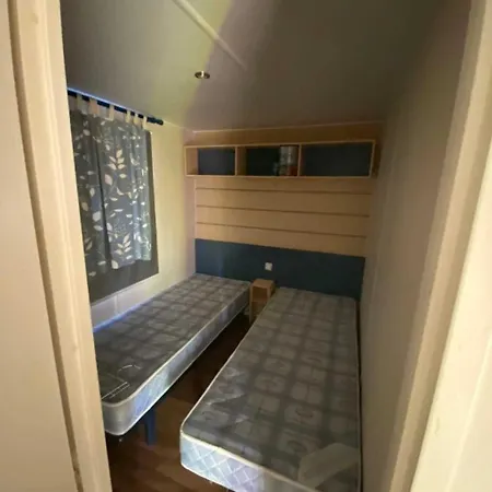 4 Etoiles - Piscine - Ccaffbg Campsite *